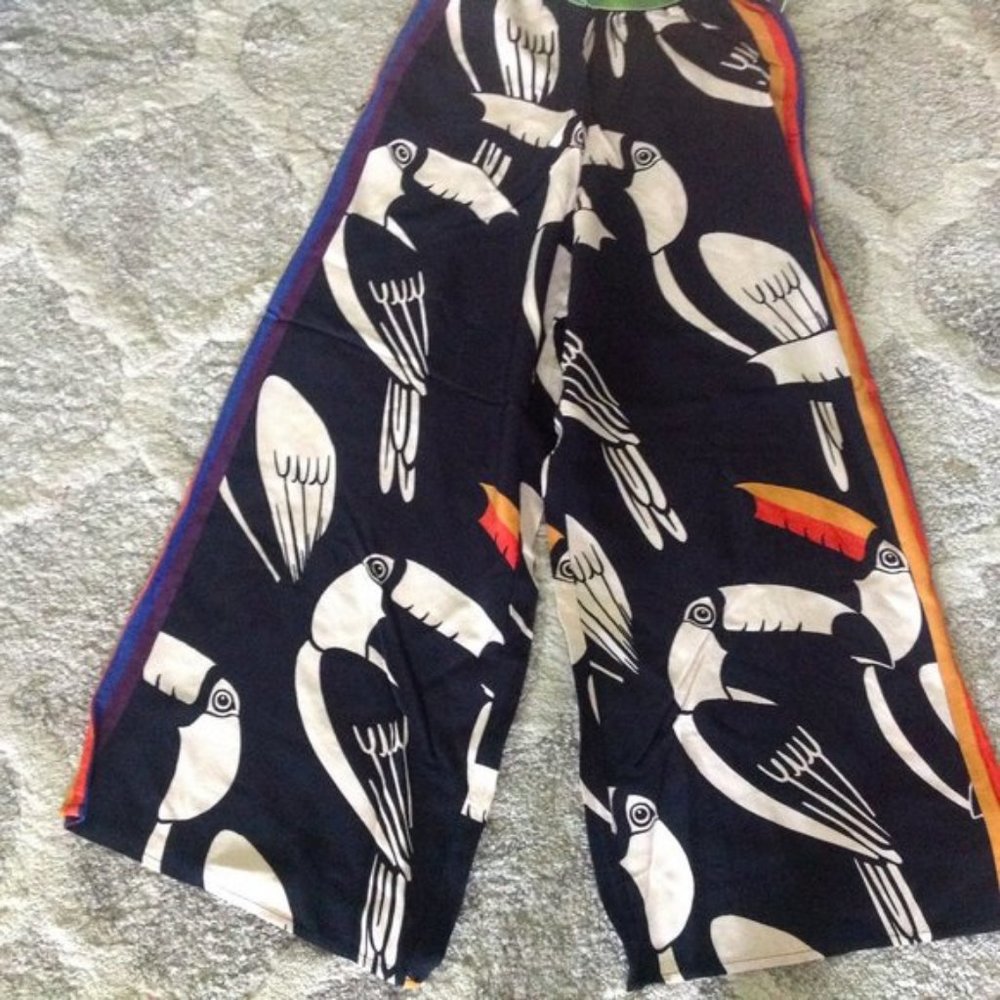 Farm Rio Wide Leg Tucanos Pants - Picture 4 of 8